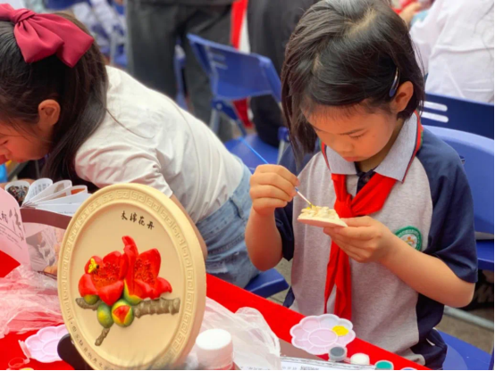 （政府網(wǎng)站信息稿）英雄花開英雄城 初心如炬永傳承初心如炬永傳承”系列活動圓滿收官462.png