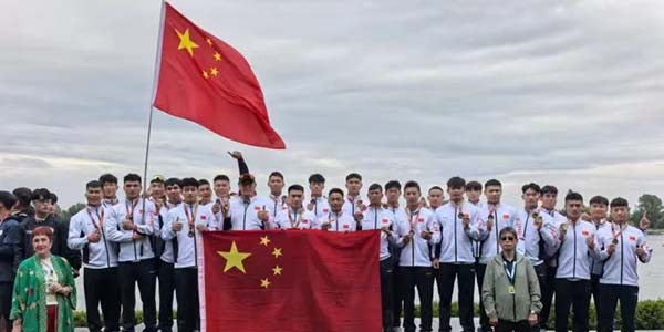 世界雙冠+全運兩金     花都健兒，威水！