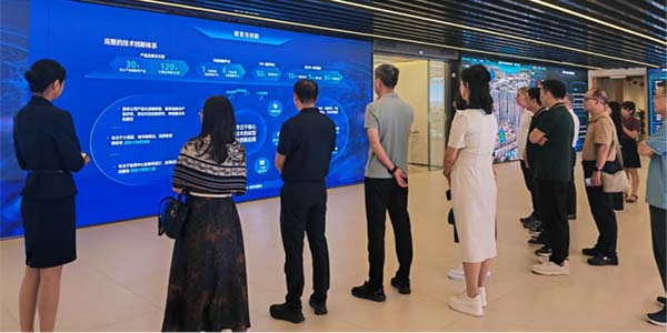 花都區政協提案委組織赴東莞、深圳調研考察人工智能產業發展  助力傳統行業轉型升級